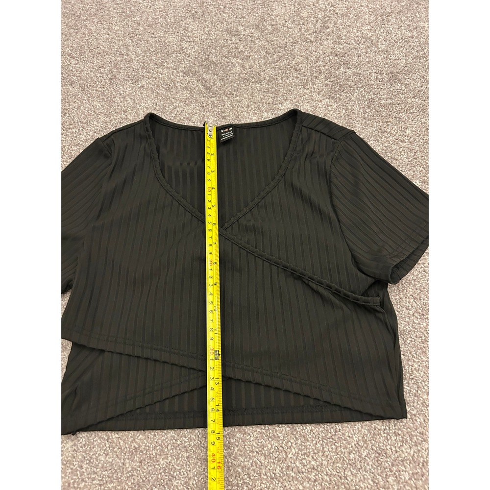 Y2K SHEIN Ribbed Crop Top Womens Large Black Excellent Surplice Wrap Hem V-Neck - Picture 7 of 10